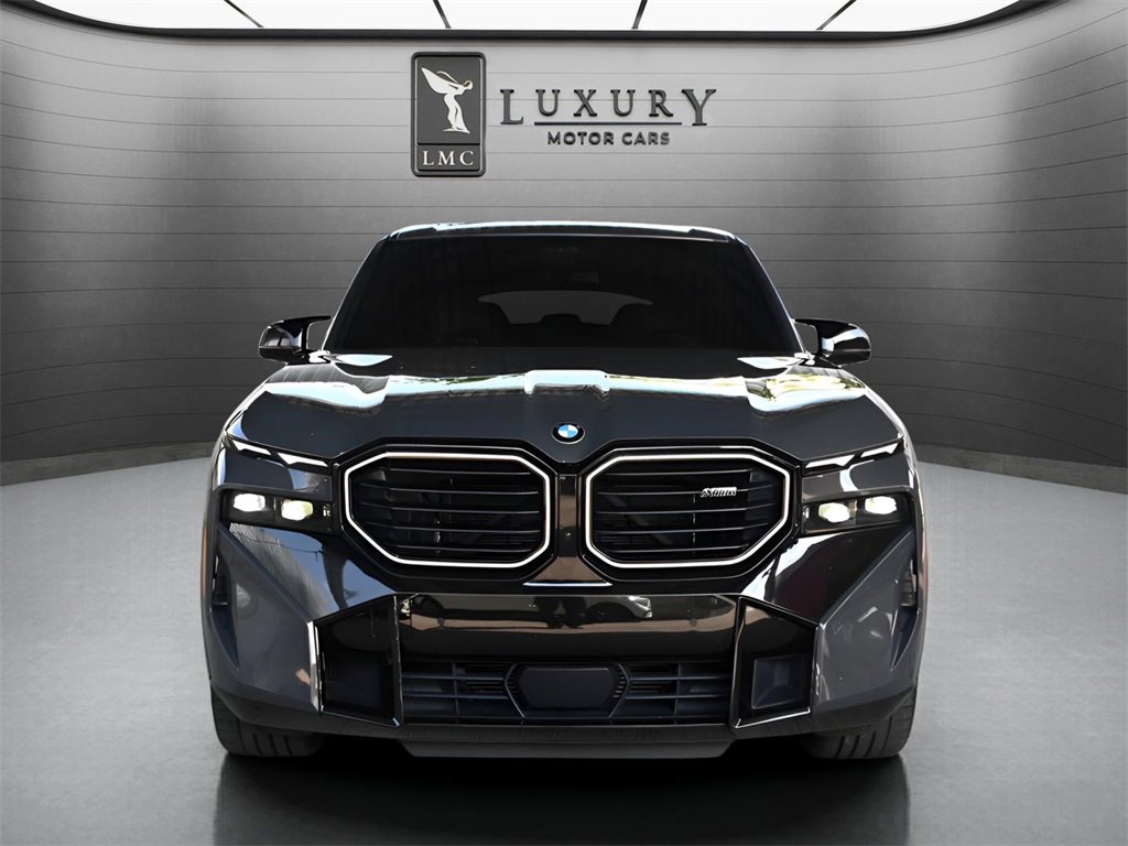 Used 2023 BMW XM image 3