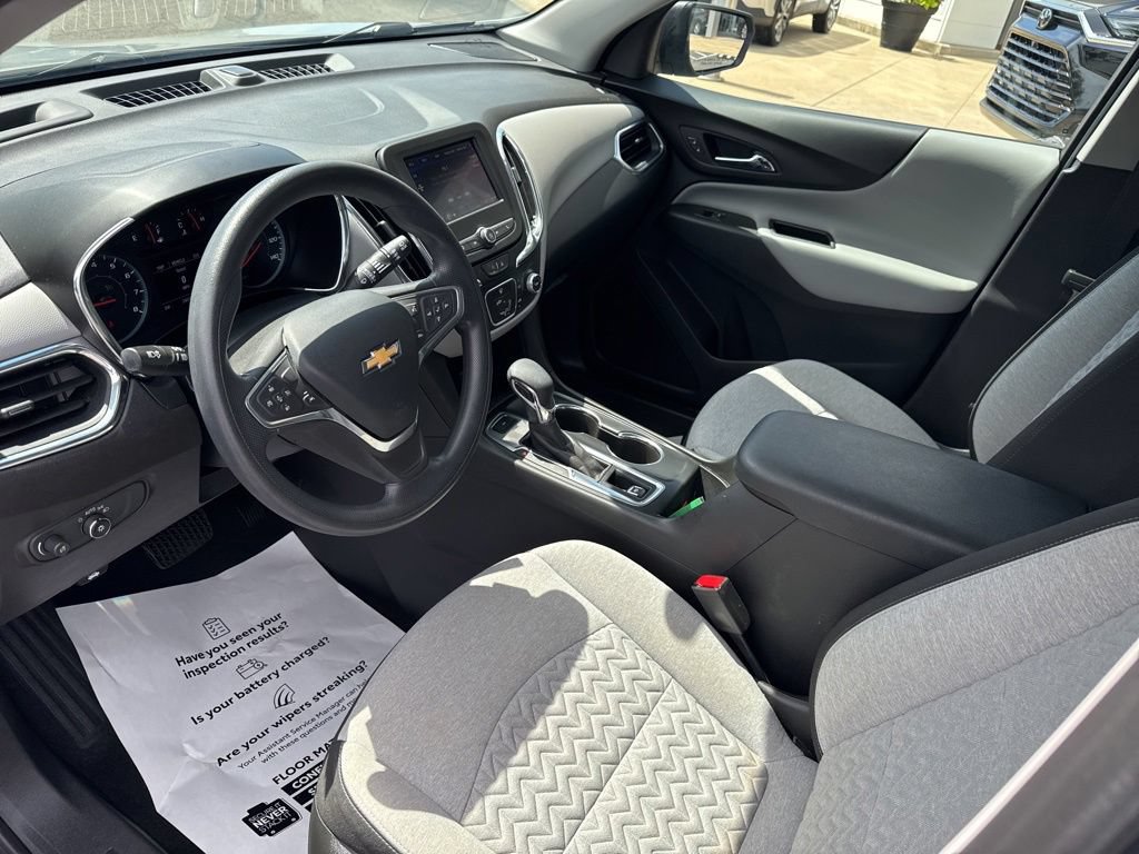 Used 2023 Chevrolet Equinox LS AWD/4WD image 13
