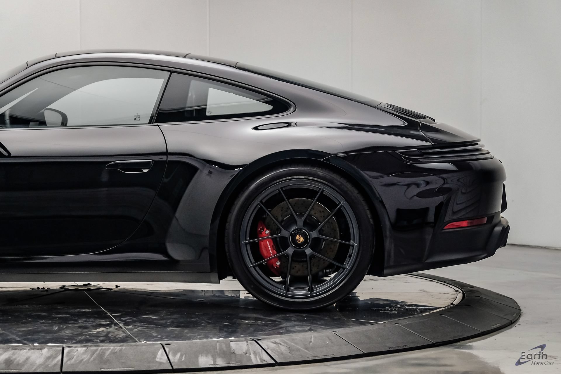 Used 2026 Porsche 911 Carrera 4 GTS AWD/4WD image 9