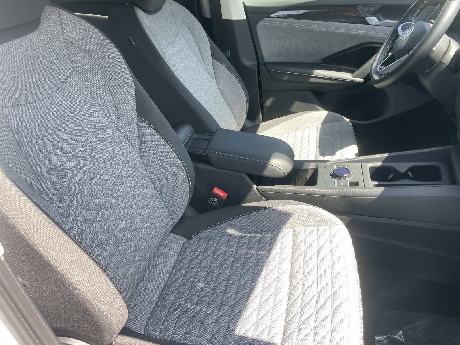 Certified 2026 Volkswagen Tiguan S w/ 18" Wheel Package FWD image 27