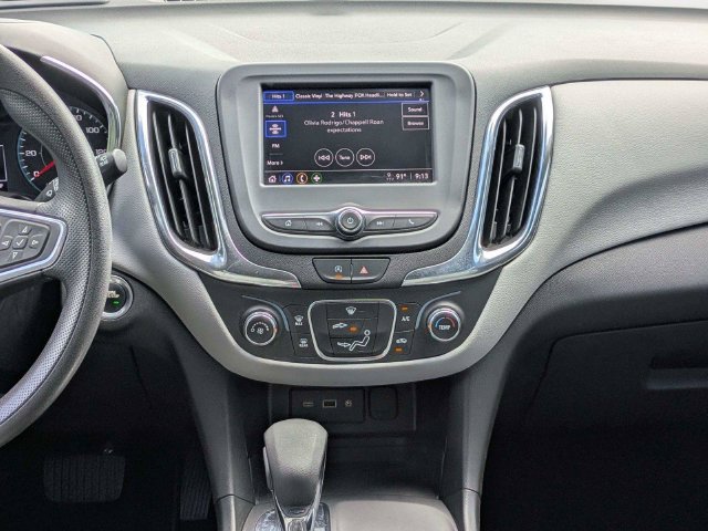 Used 2023 Chevrolet Equinox LS FWD image 19