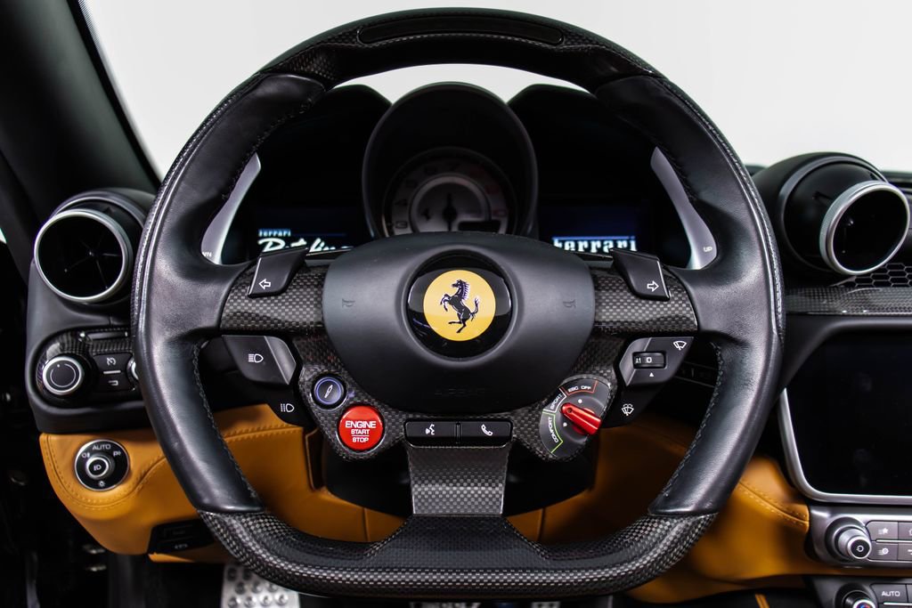 Certified 2019 Ferrari Portofino image 4