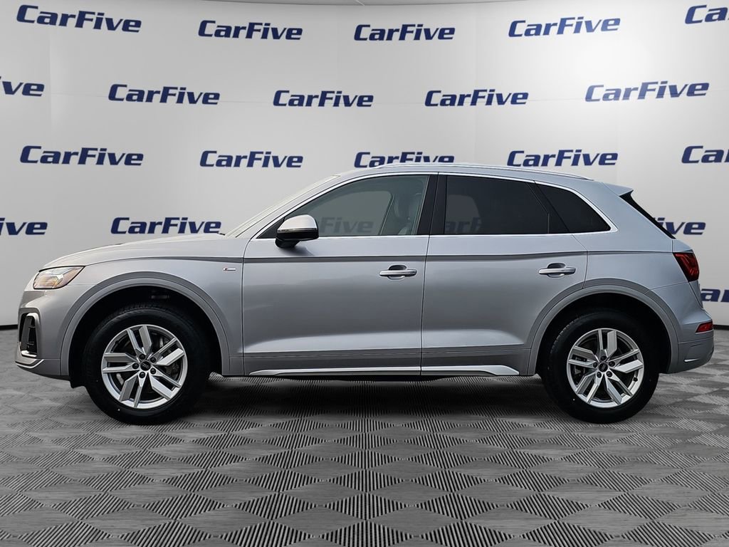 Used 2023 Audi Q5 2.0T Premium w/ Convenience Package image 2
