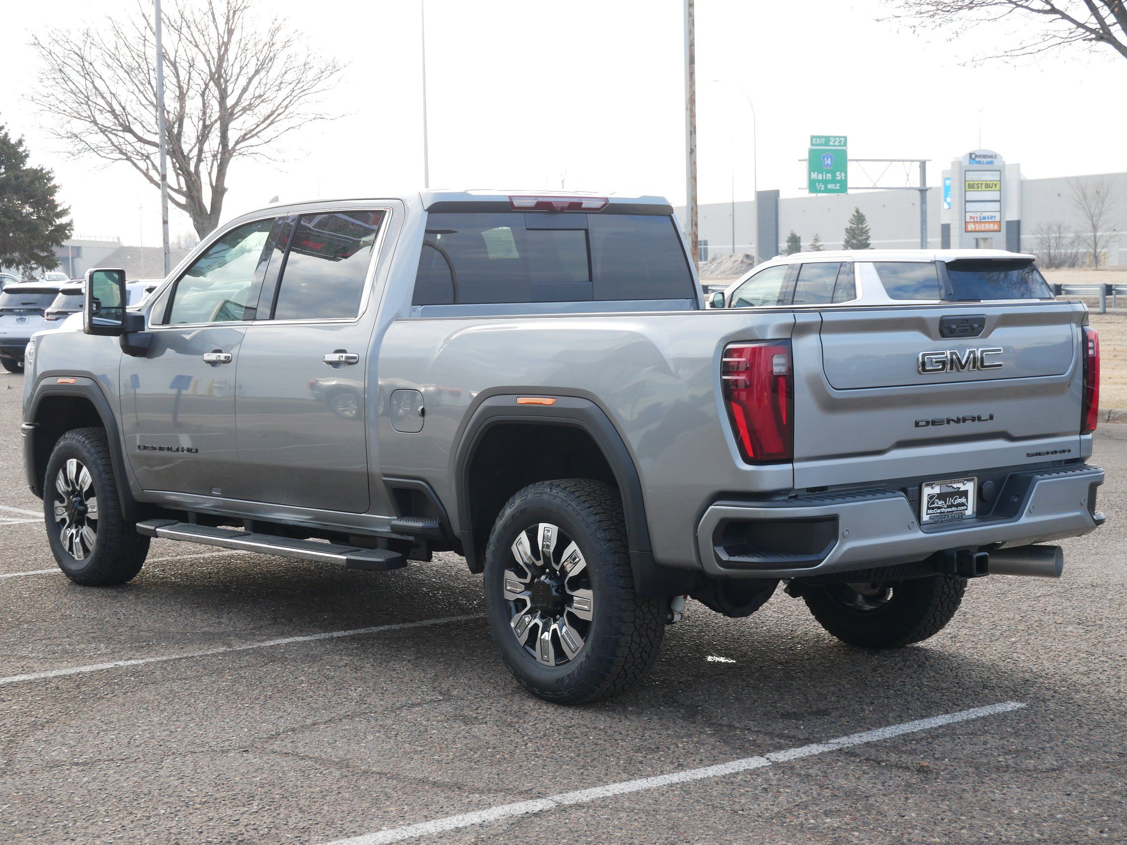 New 2026 GMC Sierra 3500 Denali w/ Technology Package AWD/4WD image 5