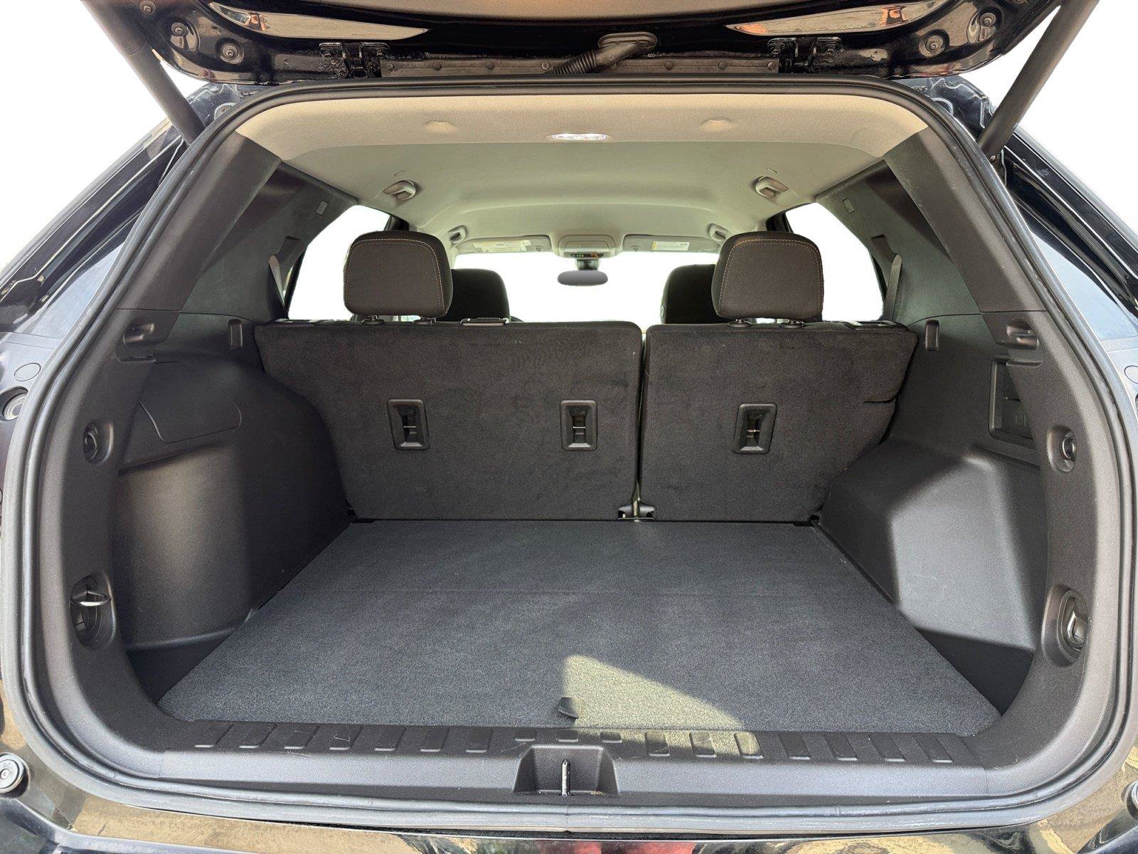 Used 2024 Chevrolet Equinox LT FWD image 21