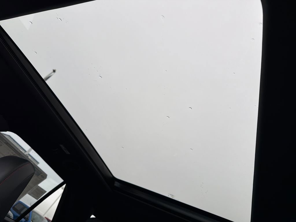 New 2026 Ford Explorer ST-Line w/ ST-Line Street Pack image 21