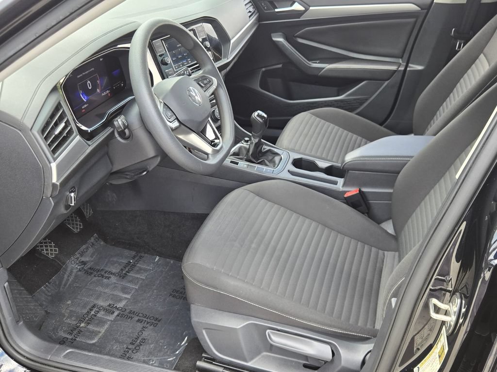 Certified 2022 Volkswagen Jetta S FWD image 11