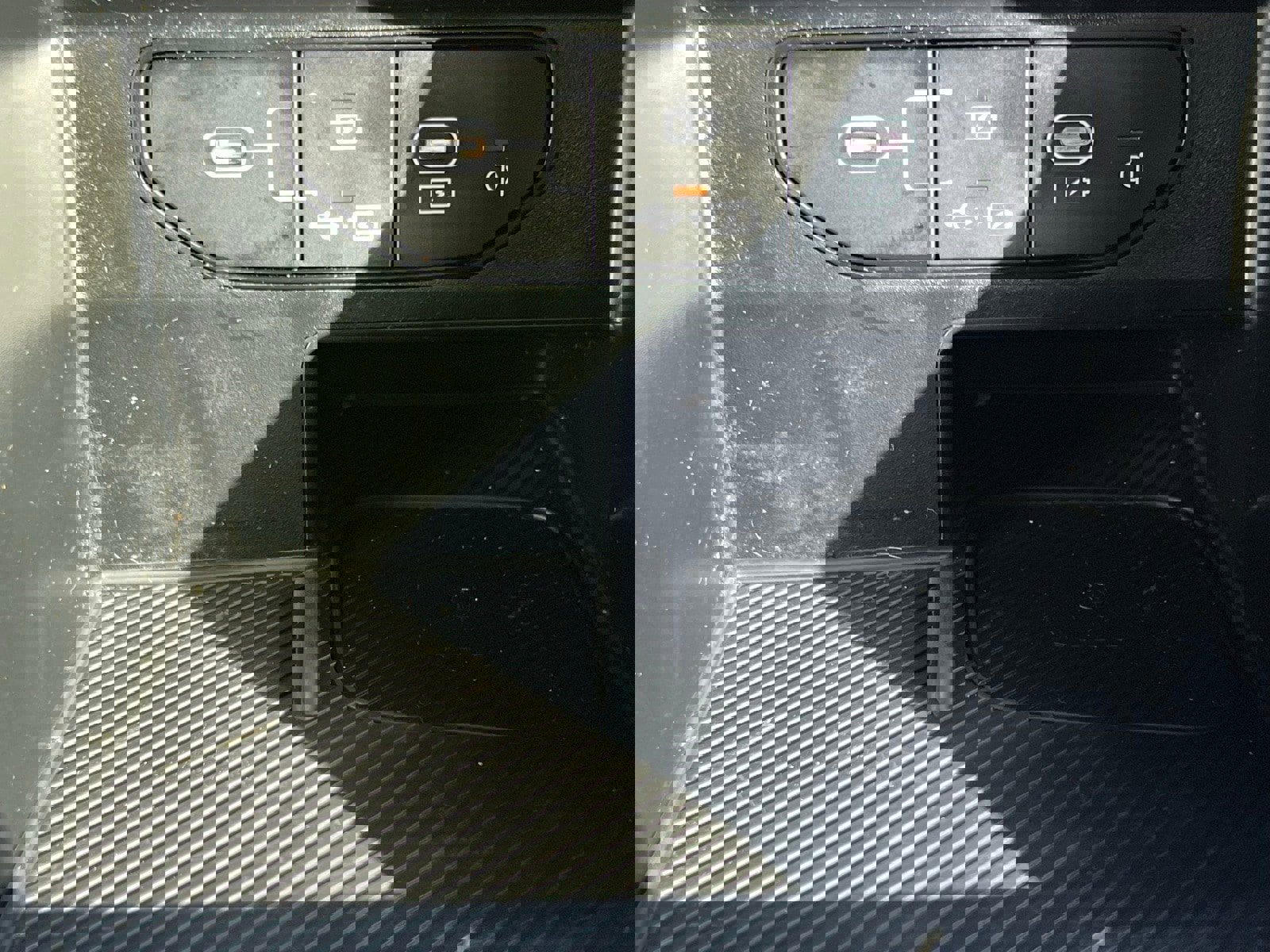 Used 2024 Kia Sorento S w/ Panoramic Sunroof Package image 35