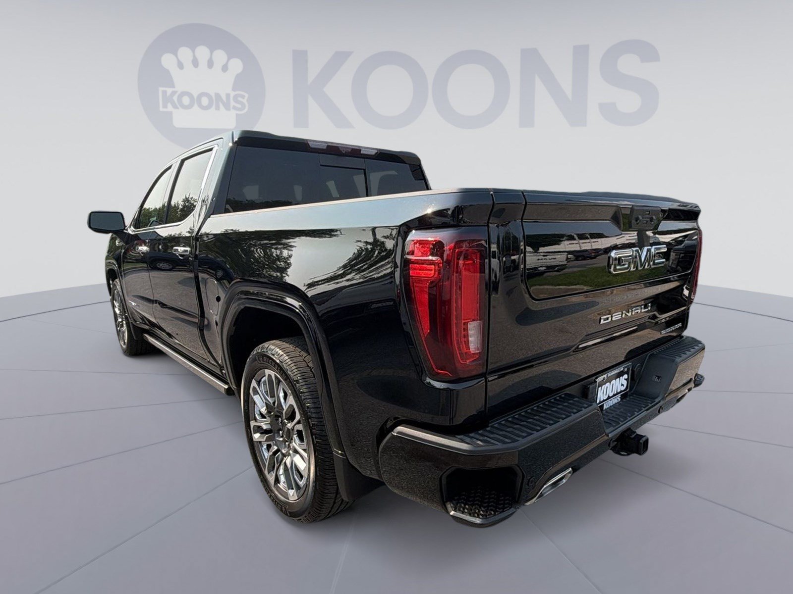 Used 2024 GMC Sierra 1500 Denali Ultimate AWD/4WD image 4