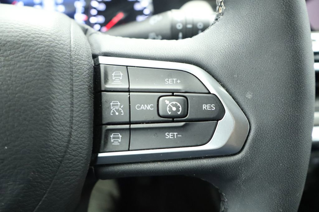 Used 2024 Jeep Compass Limited AWD/4WD image 35