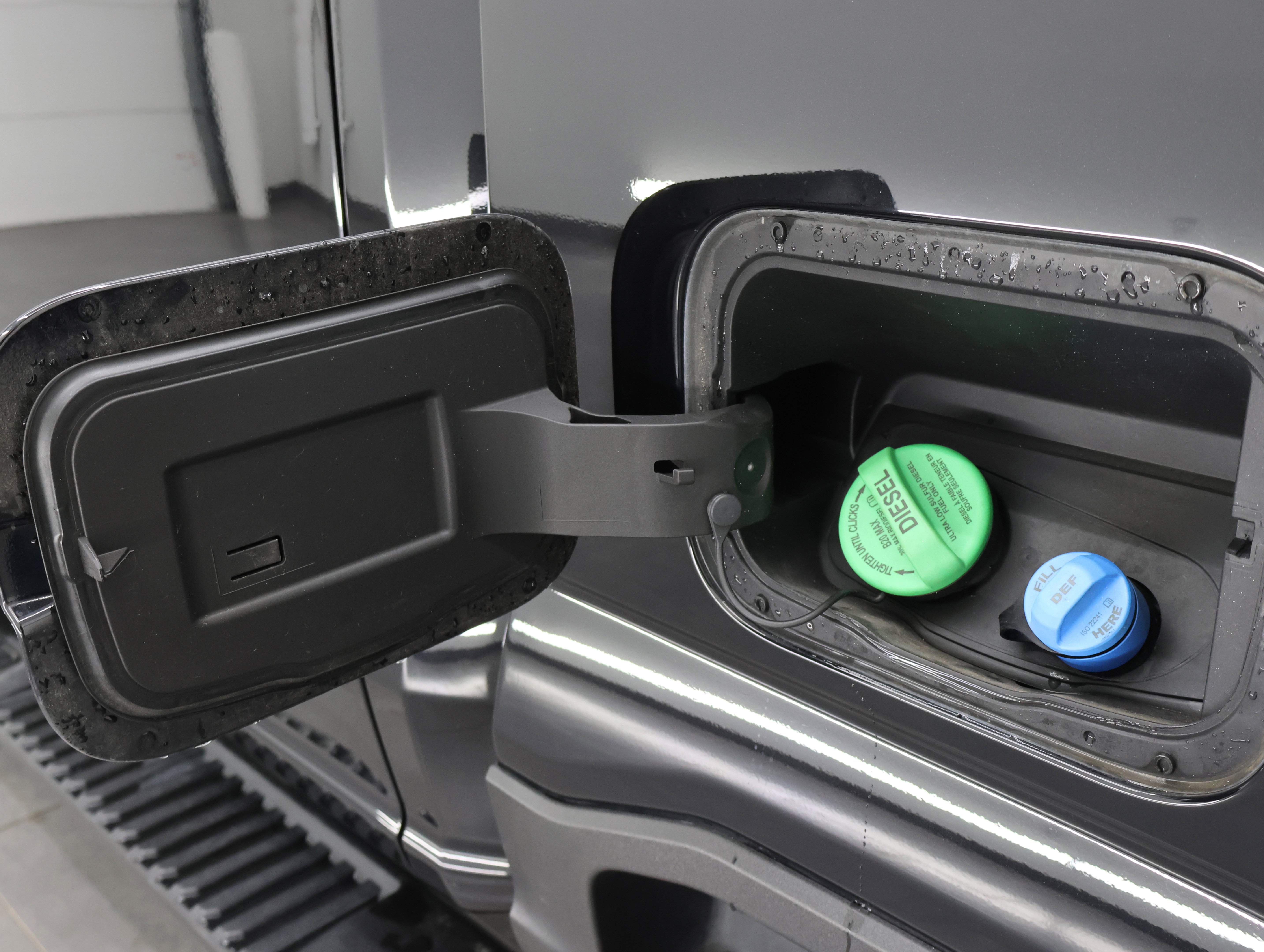 Used 2023 Ford F250 XLT w/ FX4 Off-Road Package image 30