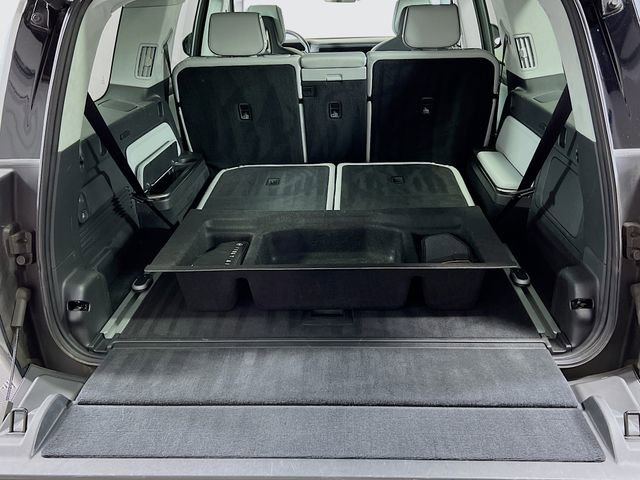 Used 2023 Rivian R1S Adventure image 6