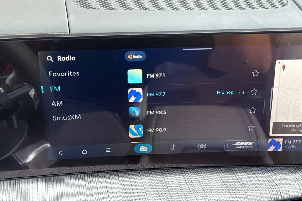 Used 2025 Hyundai Santa Fe Calligraphy AWD/4WD image 16