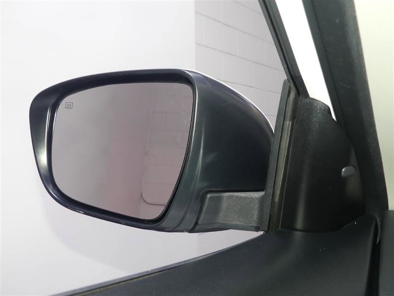 Used 2019 Nissan Rogue SV image 16