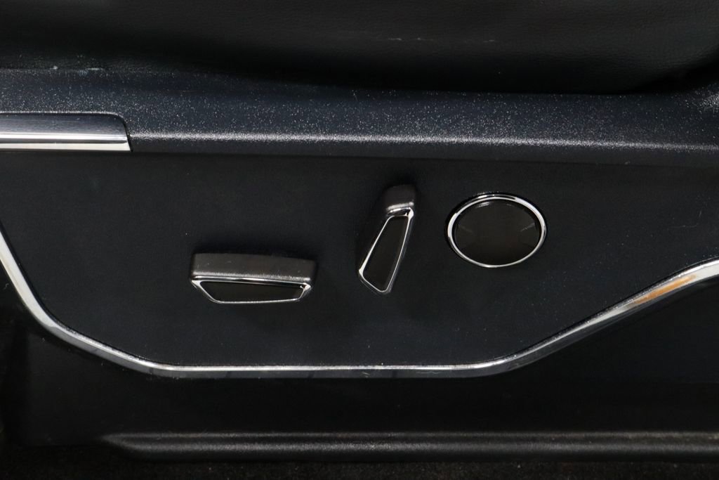 Certified 2021 Ford F150 Lariat w/ Equipment Group 502A High image 27