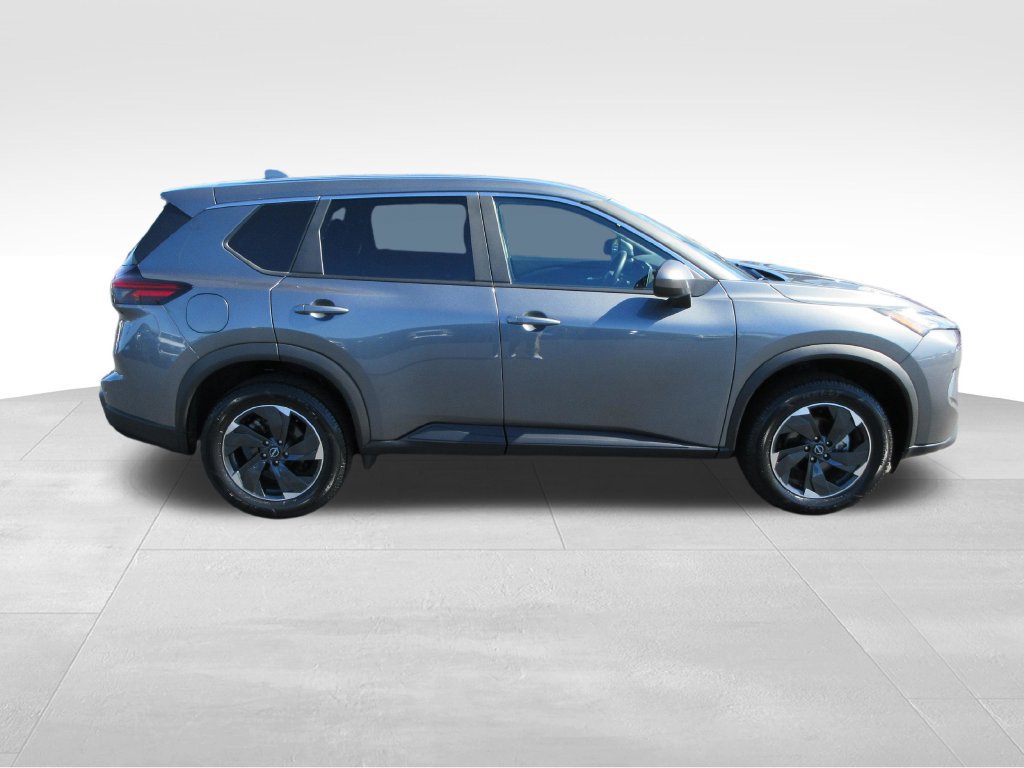 Used 2026 Nissan Rogue SV AWD/4WD image 6