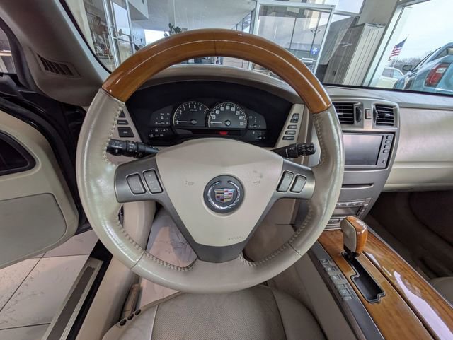 Used 2004 Cadillac XLR image 15