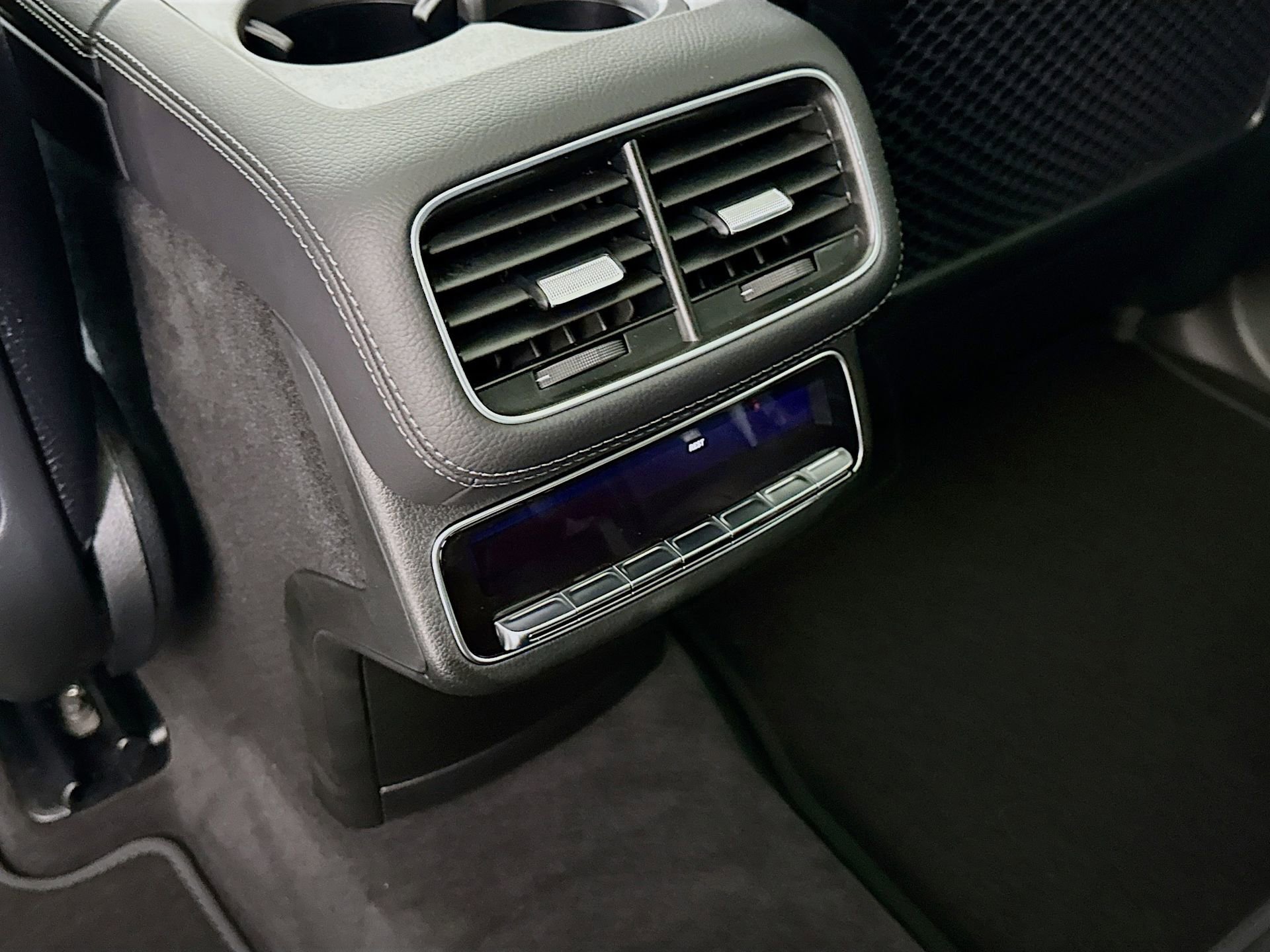 New 2026 Mercedes-Benz GLS 450 4MATIC image 28