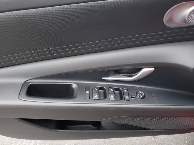 Certified 2024 Hyundai Elantra SEL FWD image 19