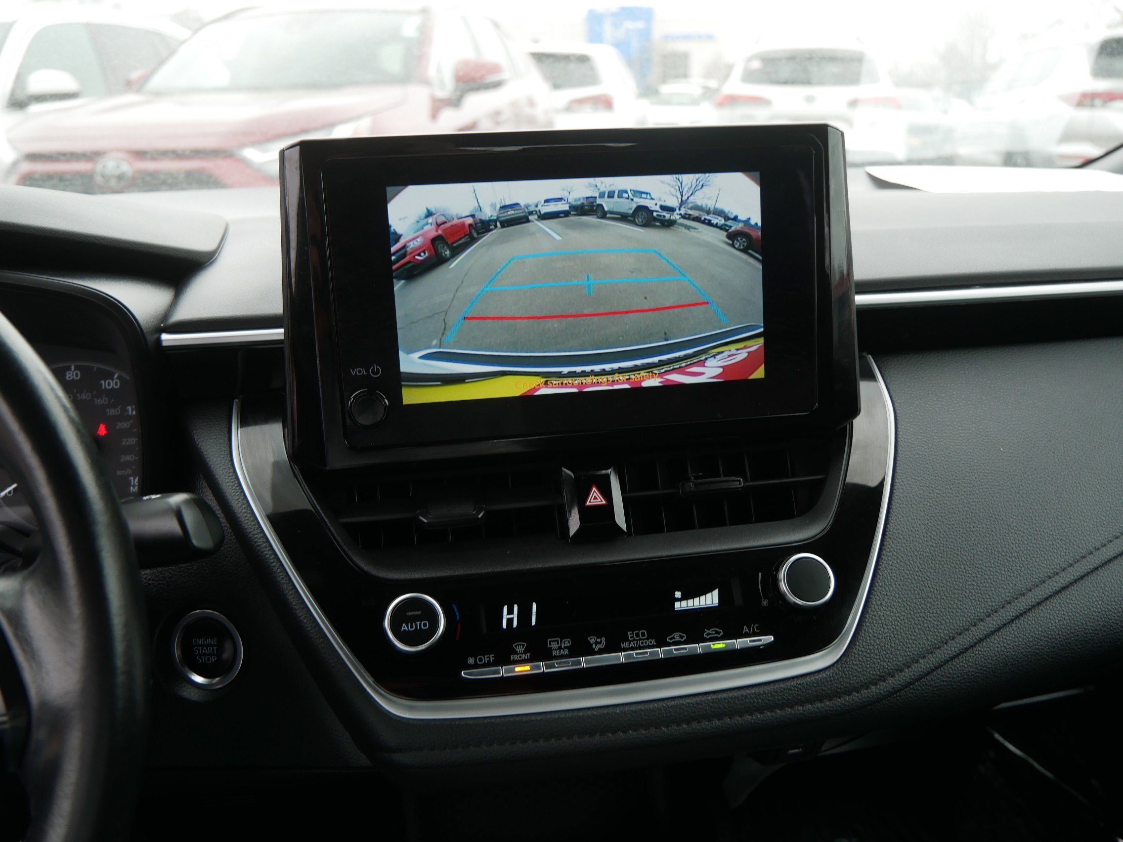 Used 2023 Toyota Corolla SE image 31