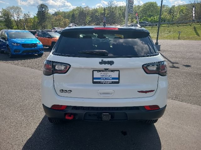 Used 2022 Jeep Compass Trailhawk w/ Trailhawk Elite Group AWD/4WD image 4