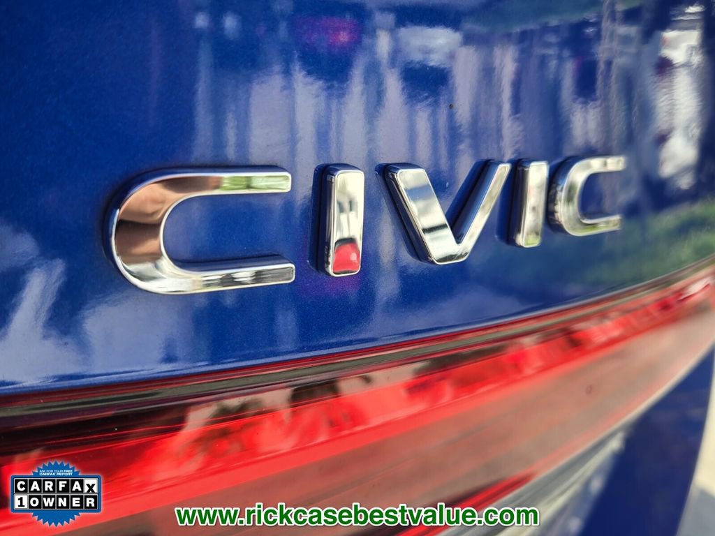 Used 2023 Honda Civic Sport image 16