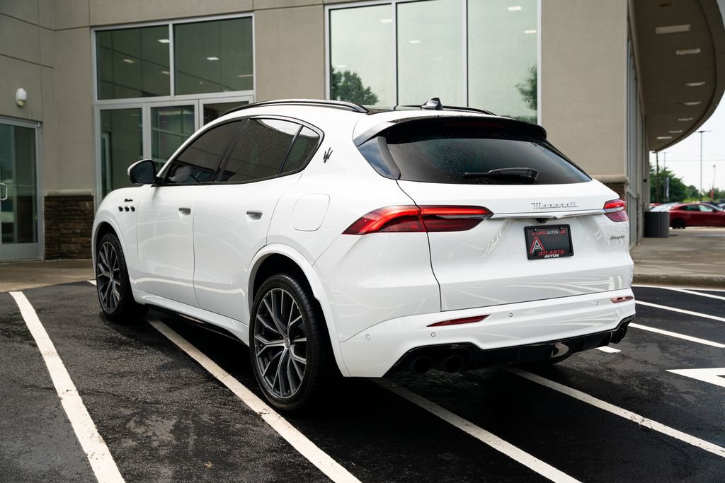 Used 2023 Maserati Grecale Modena AWD/4WD image 17