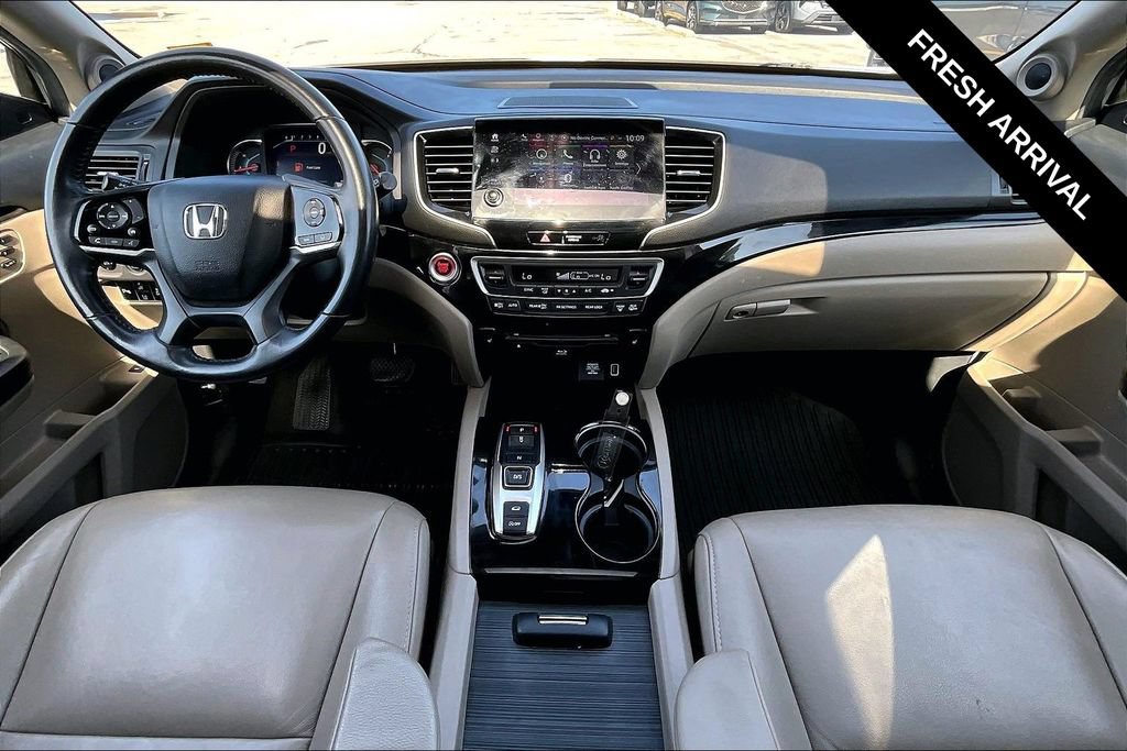 Used 2021 Honda Pilot Touring image 7
