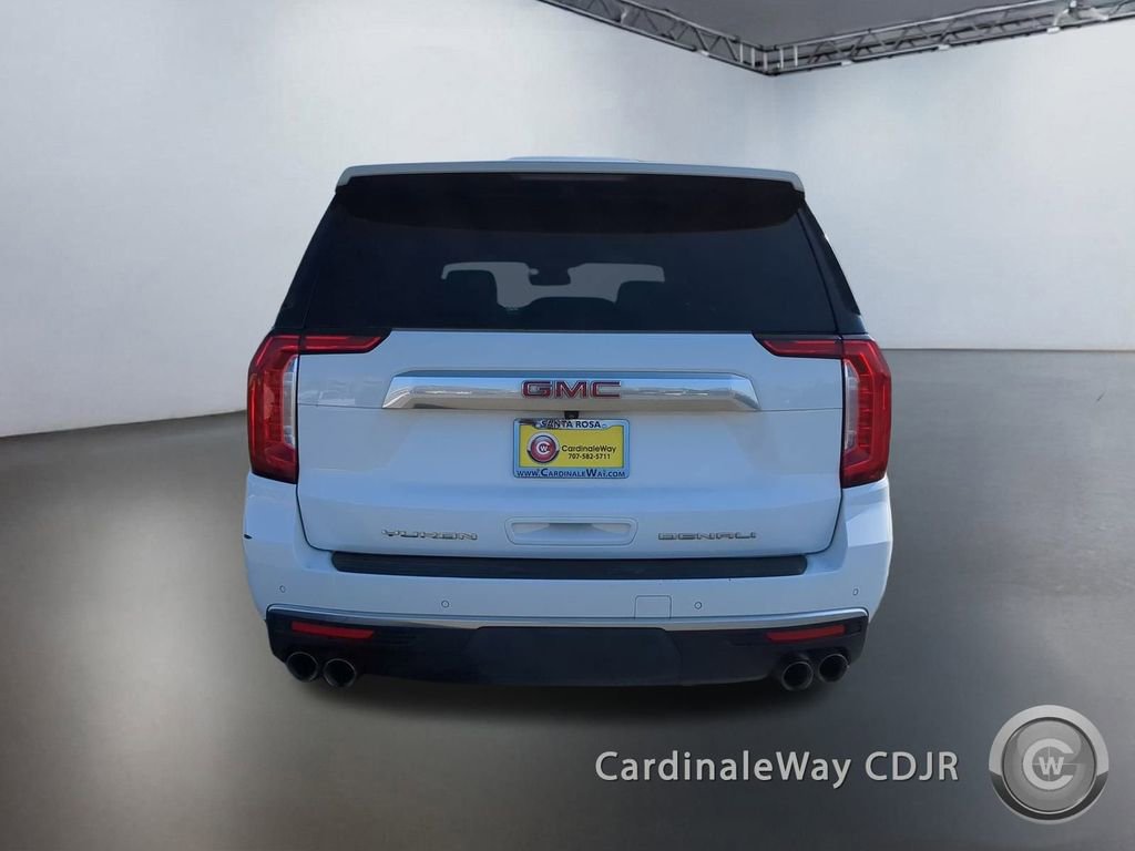 Used 2023 GMC Yukon Denali image 4