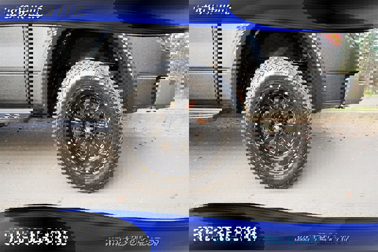 Used 2013 Ford F150 Raptor w/ Luxury Equipment Group image 39