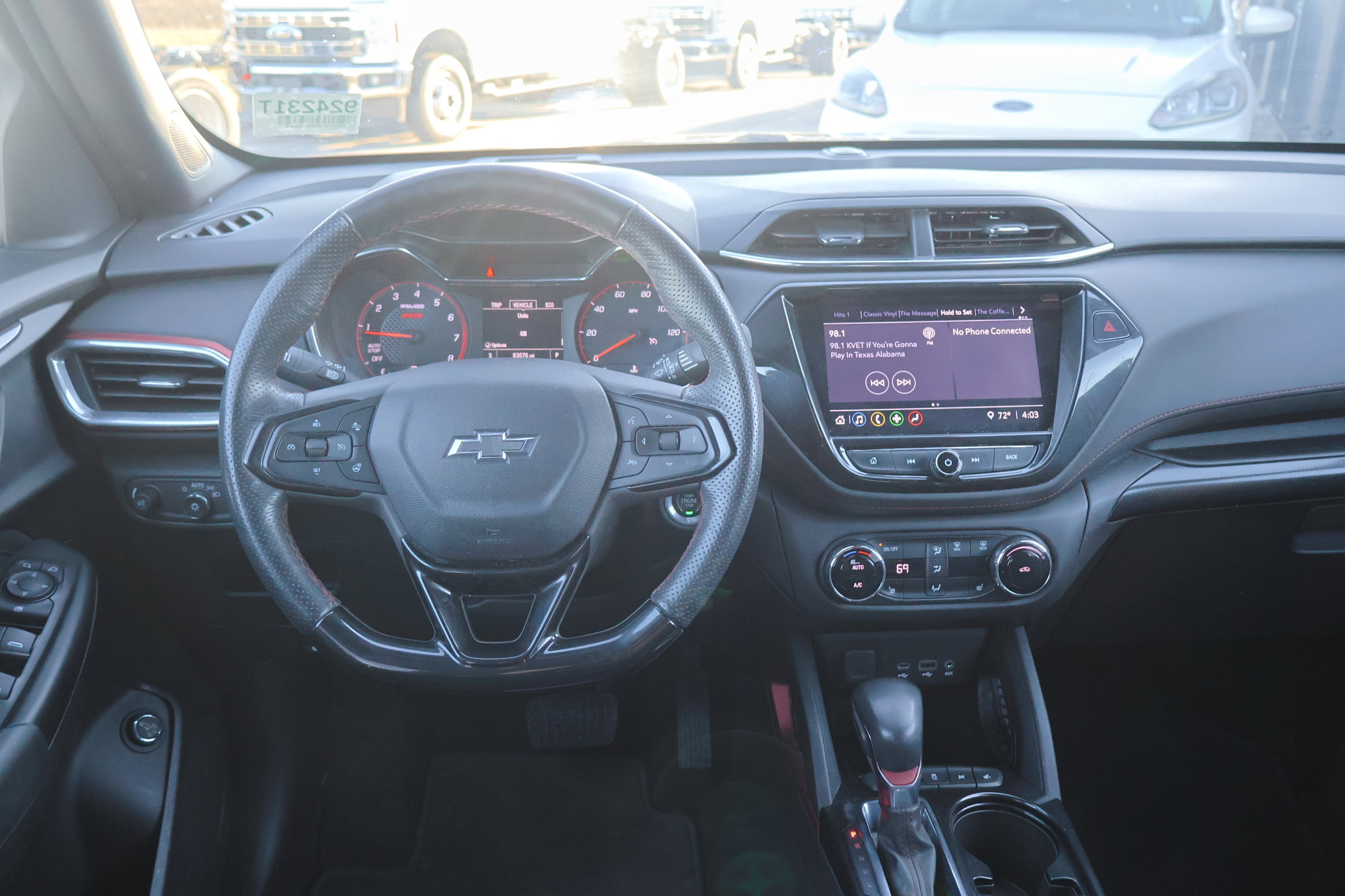 Used 2022 Chevrolet TrailBlazer RS w/ Sun and Liftgate Package image 39