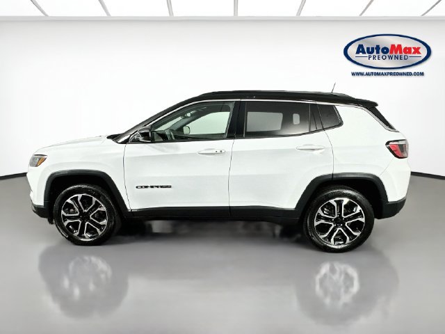 Used 2023 Jeep Compass Limited w/ Sun and Sound Group AWD/4WD image 9
