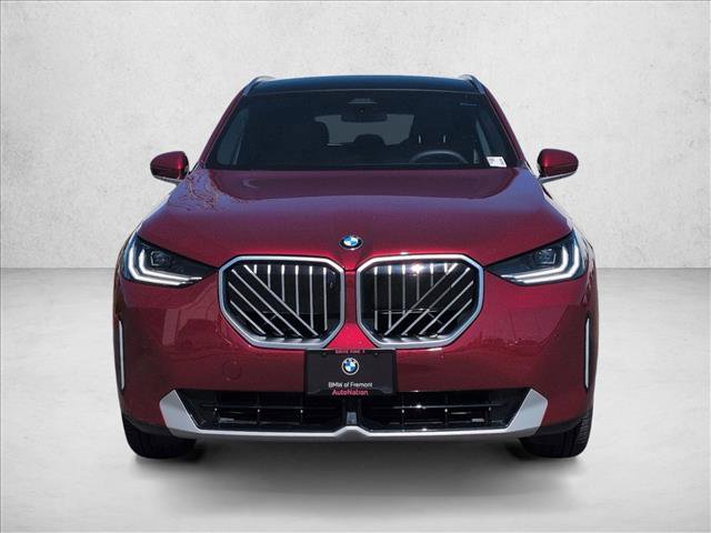 Used 2025 BMW X3 xDrive30i w/ Premium Package image 2