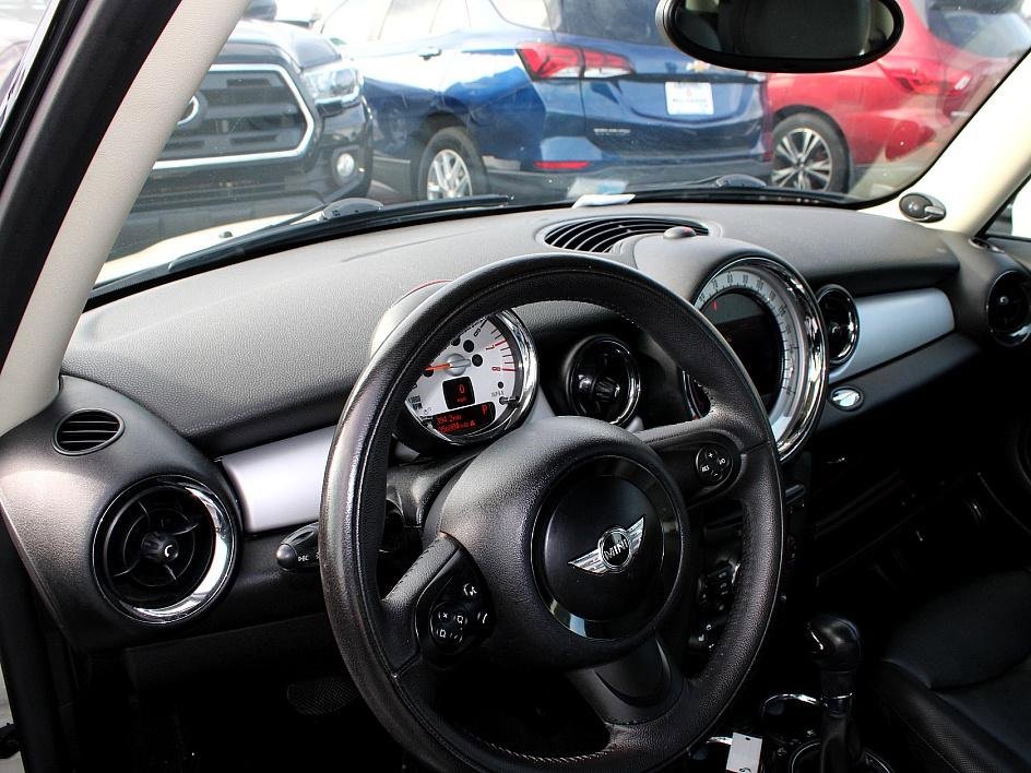 Used 2012 MINI Cooper Hardtop image 13