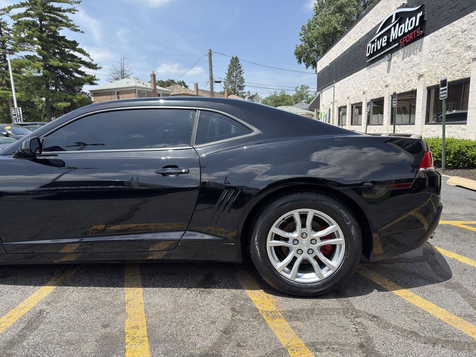 Used 2015 Chevrolet Camaro LS RWD image 2