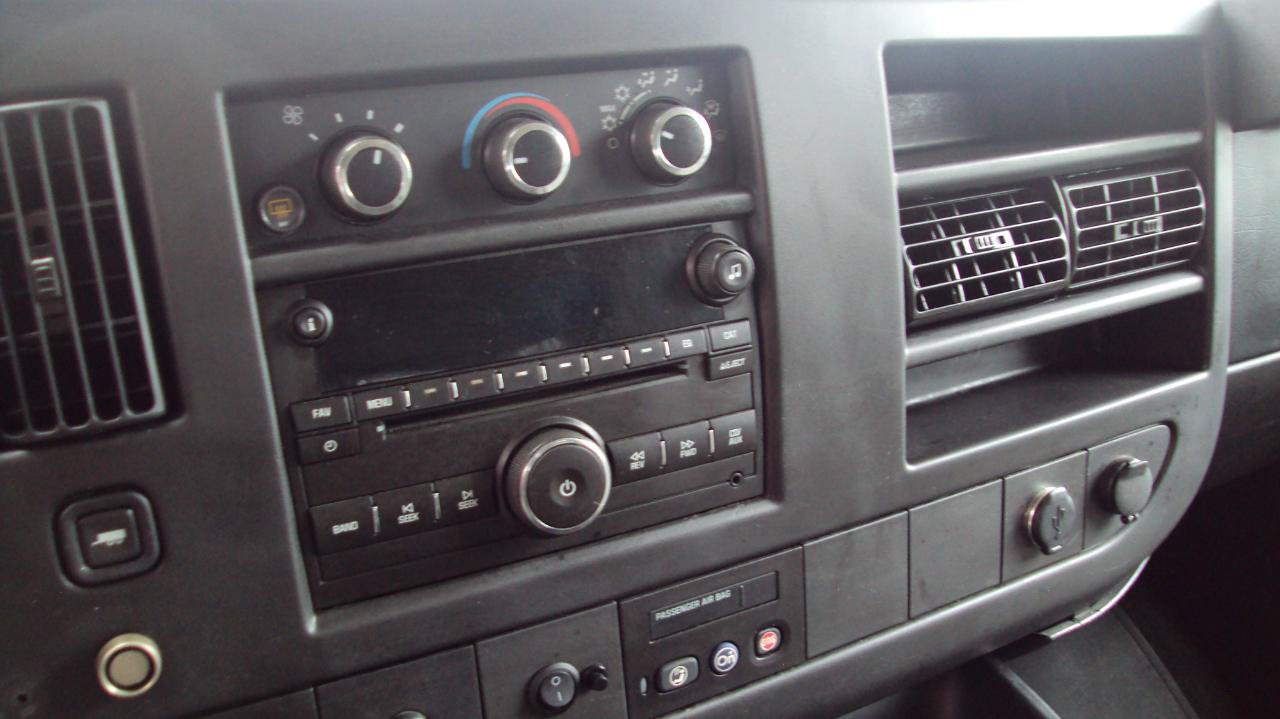 Used 2013 Chevrolet Express 1500 LS AWD/4WD image 22