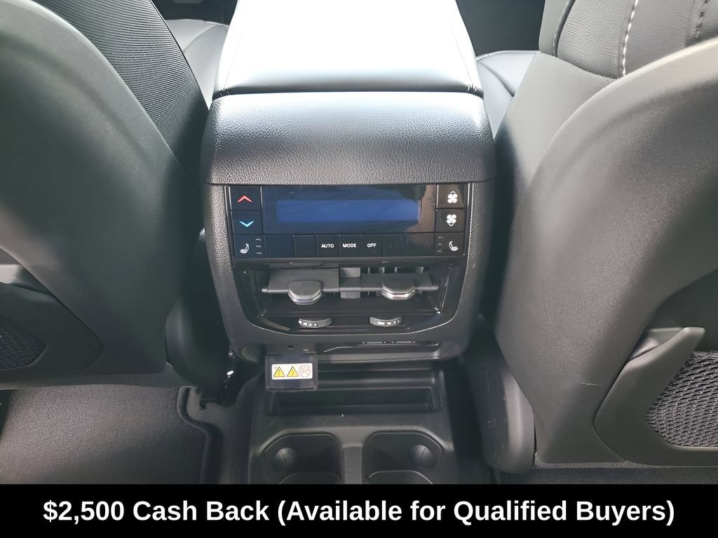 New 2025 Jeep Grand Cherokee L Limited w/ Luxury Tech Group II RWD image 68