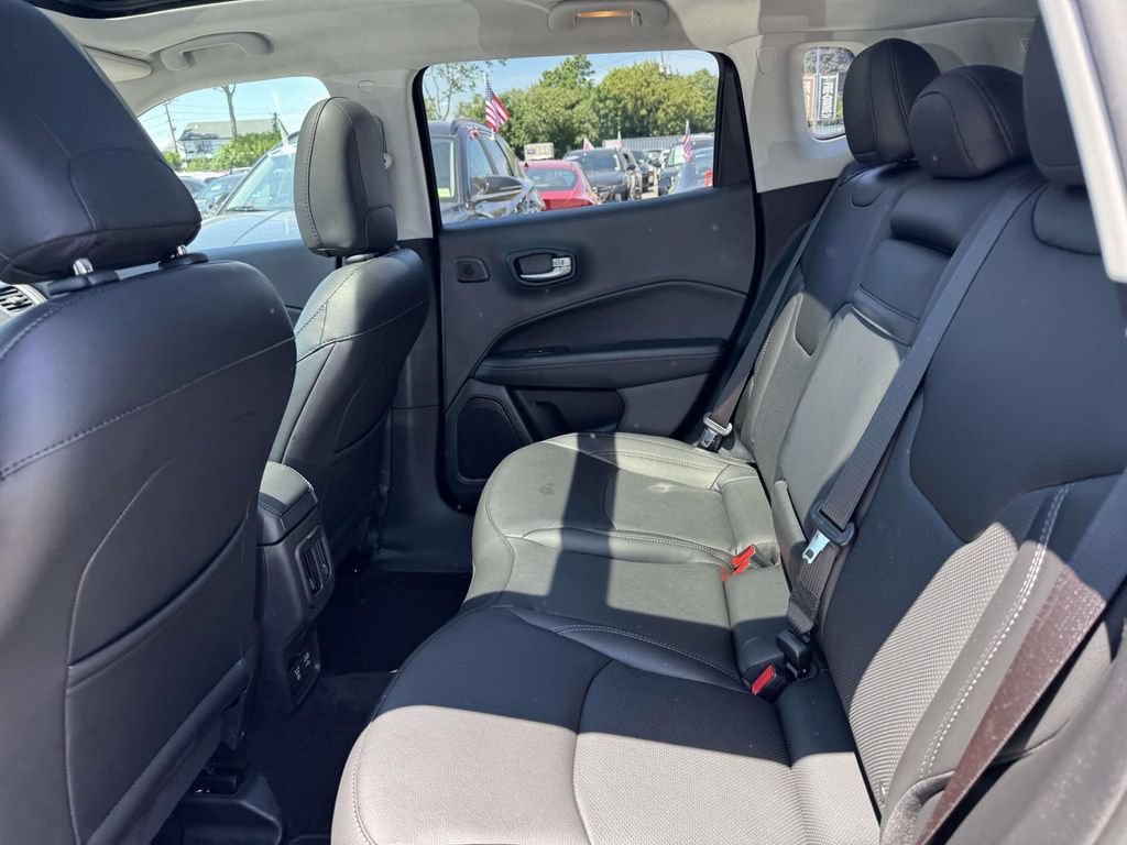 Used 2019 Jeep Compass High Altitude AWD/4WD image 13