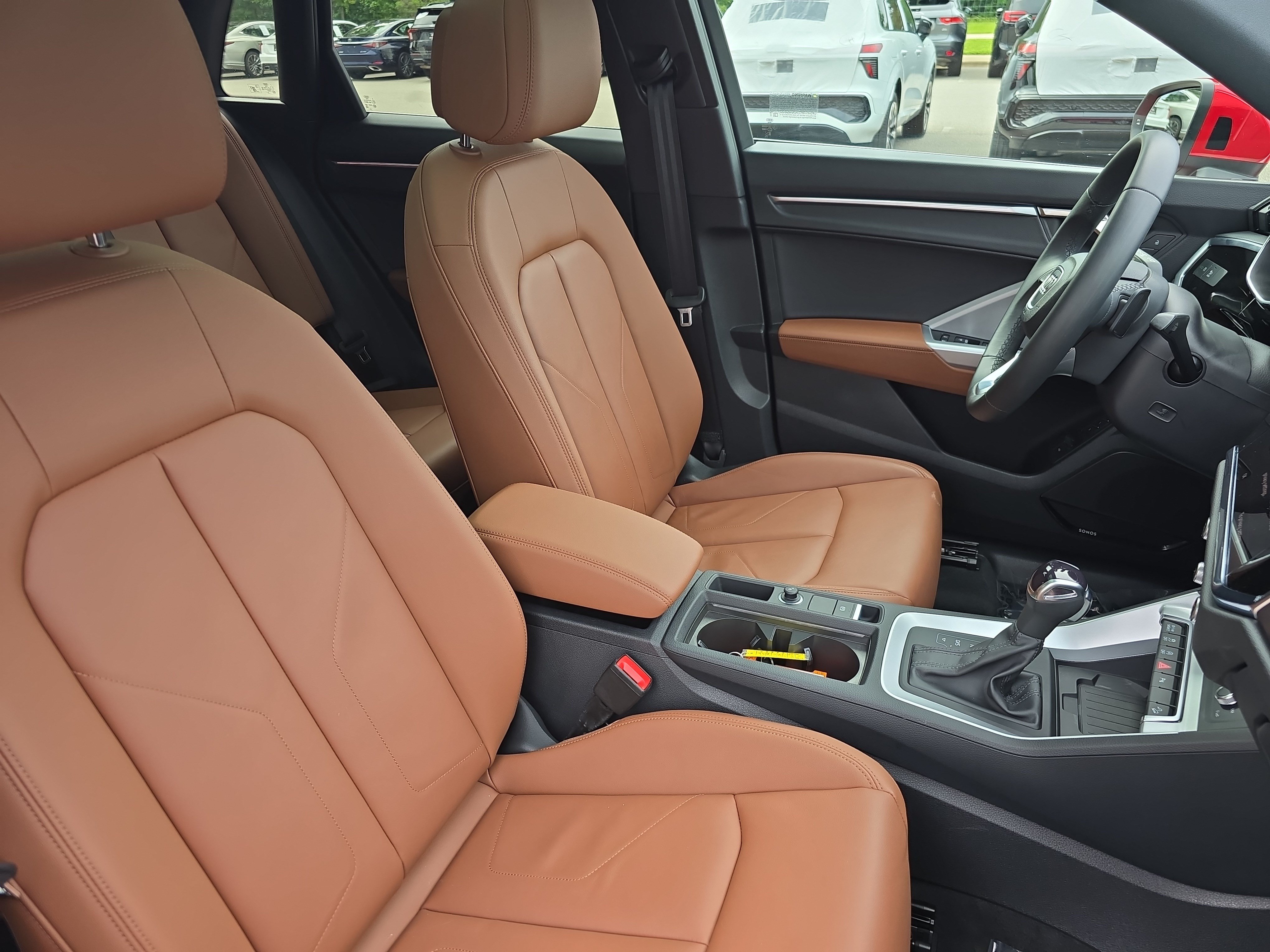 Certified 2025 Audi Q3 2.0T Premium Plus w/ Premium Plus Package AWD/4WD image 10