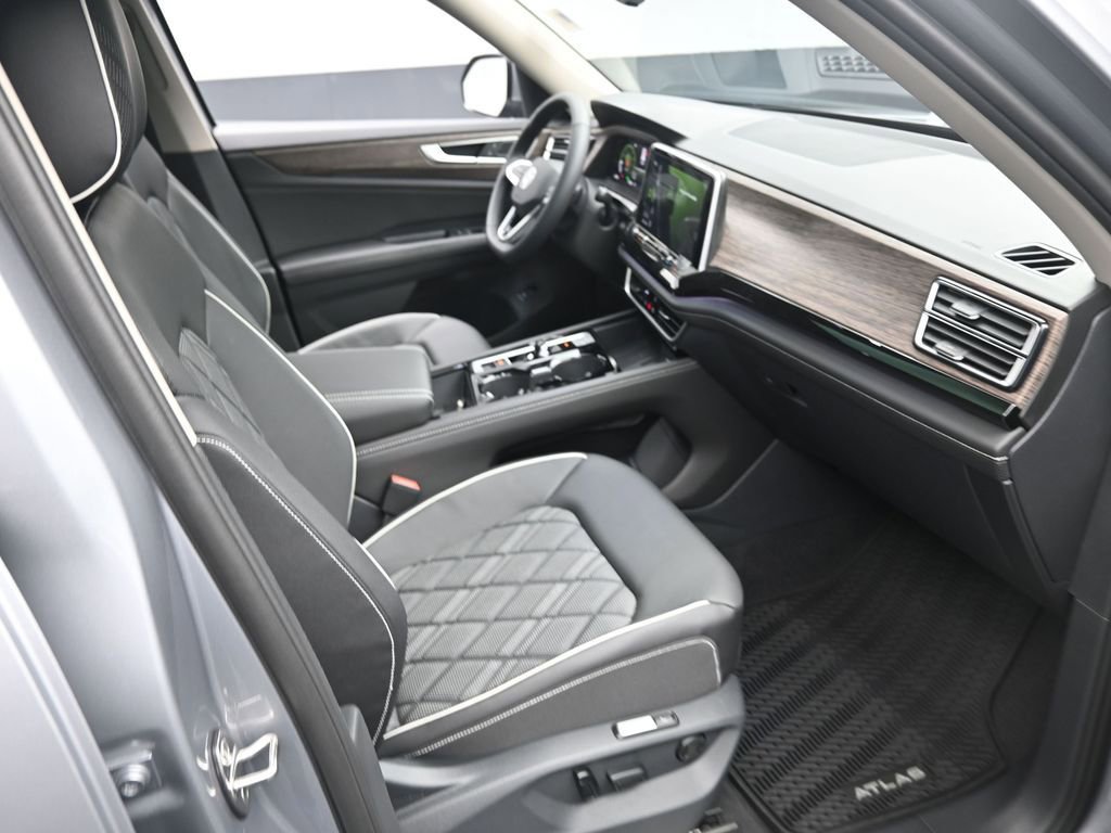 New 2026 Volkswagen Atlas SEL Premium R-Line image 30