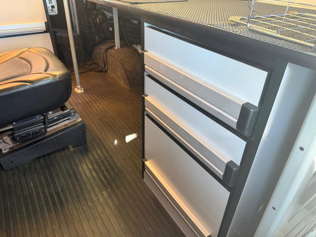 Used 2012 Ford E-250 and Econoline 250 w/ Premium Van Group image 20