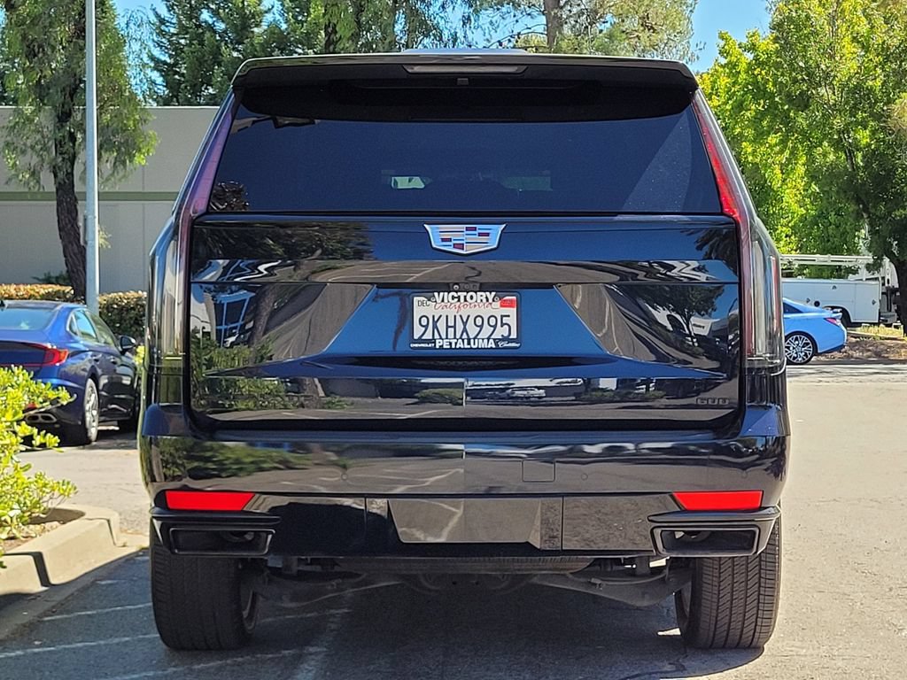 Used 2022 Cadillac Escalade Sport Platinum AWD/4WD image 5