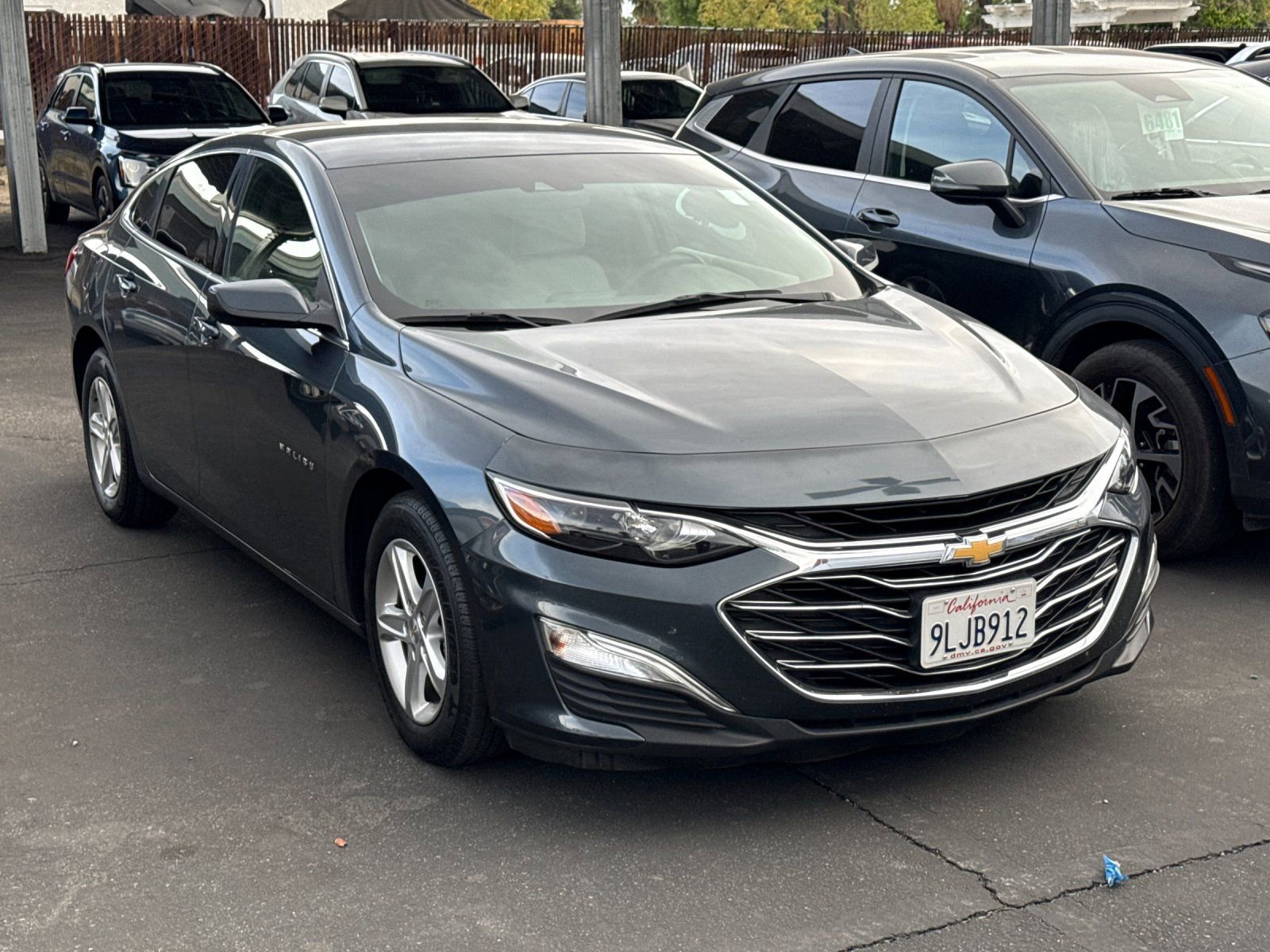 Used 2020 Chevrolet Malibu LS w/ Driver Confidence Package II image 2