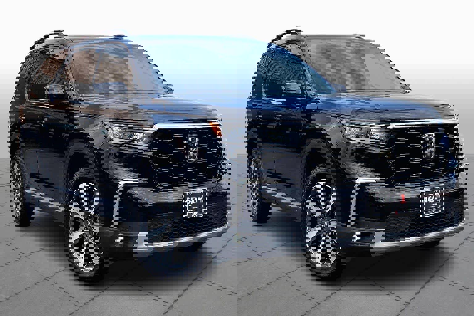 Used 2024 Honda Pilot Elite image 3