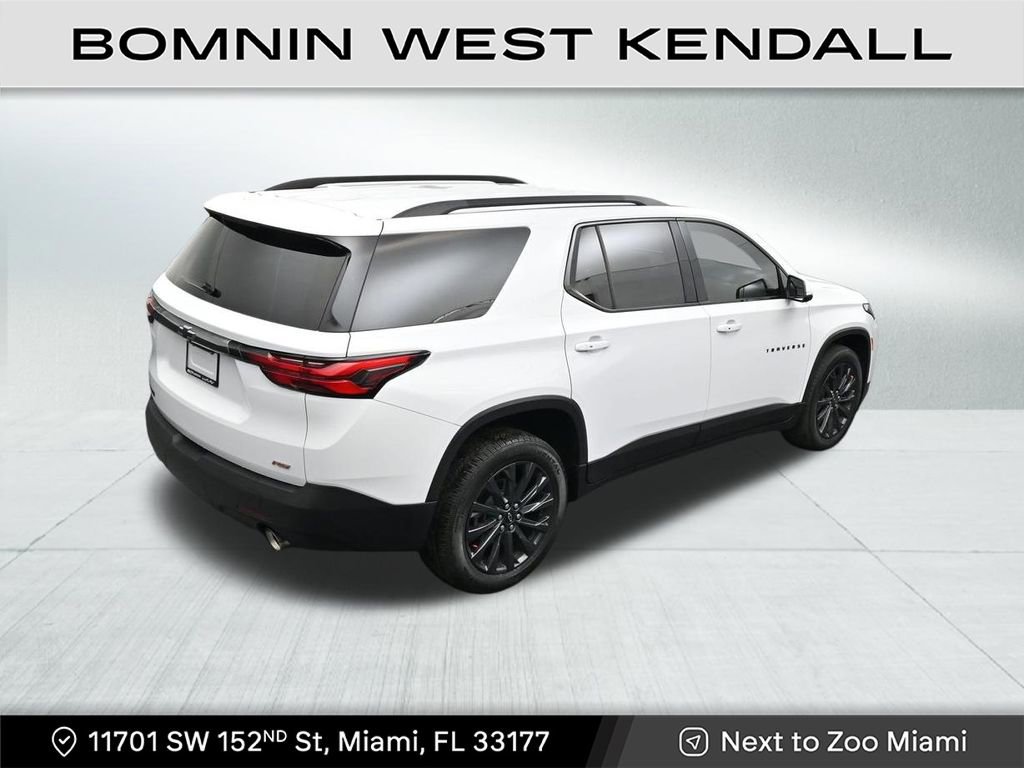 Used 2023 Chevrolet Traverse RS image 16