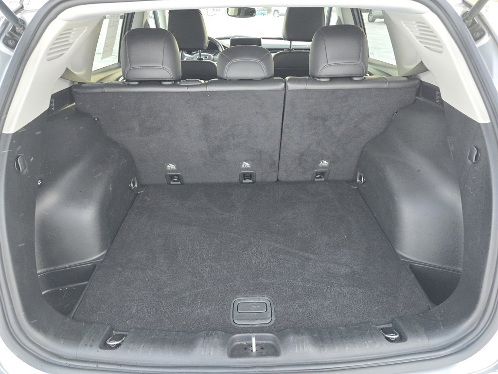 Used 2022 Jeep Compass Limited image 24