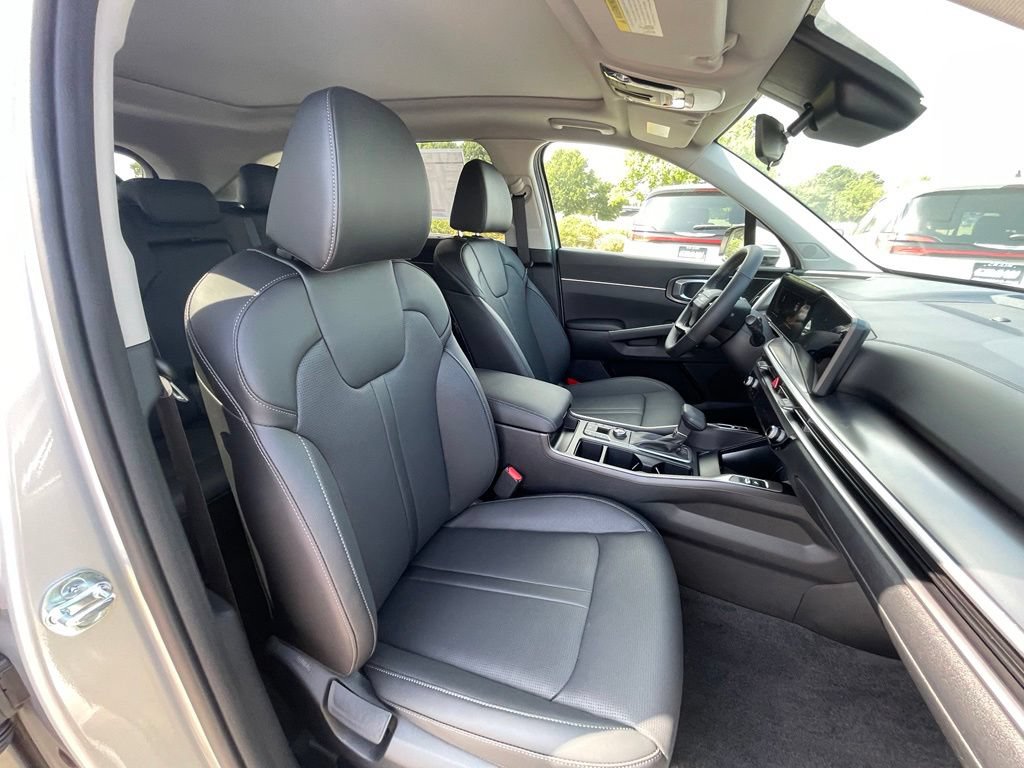 New 2026 Kia Sorento S w/ S Panoramic Sunroof Package FWD image 32