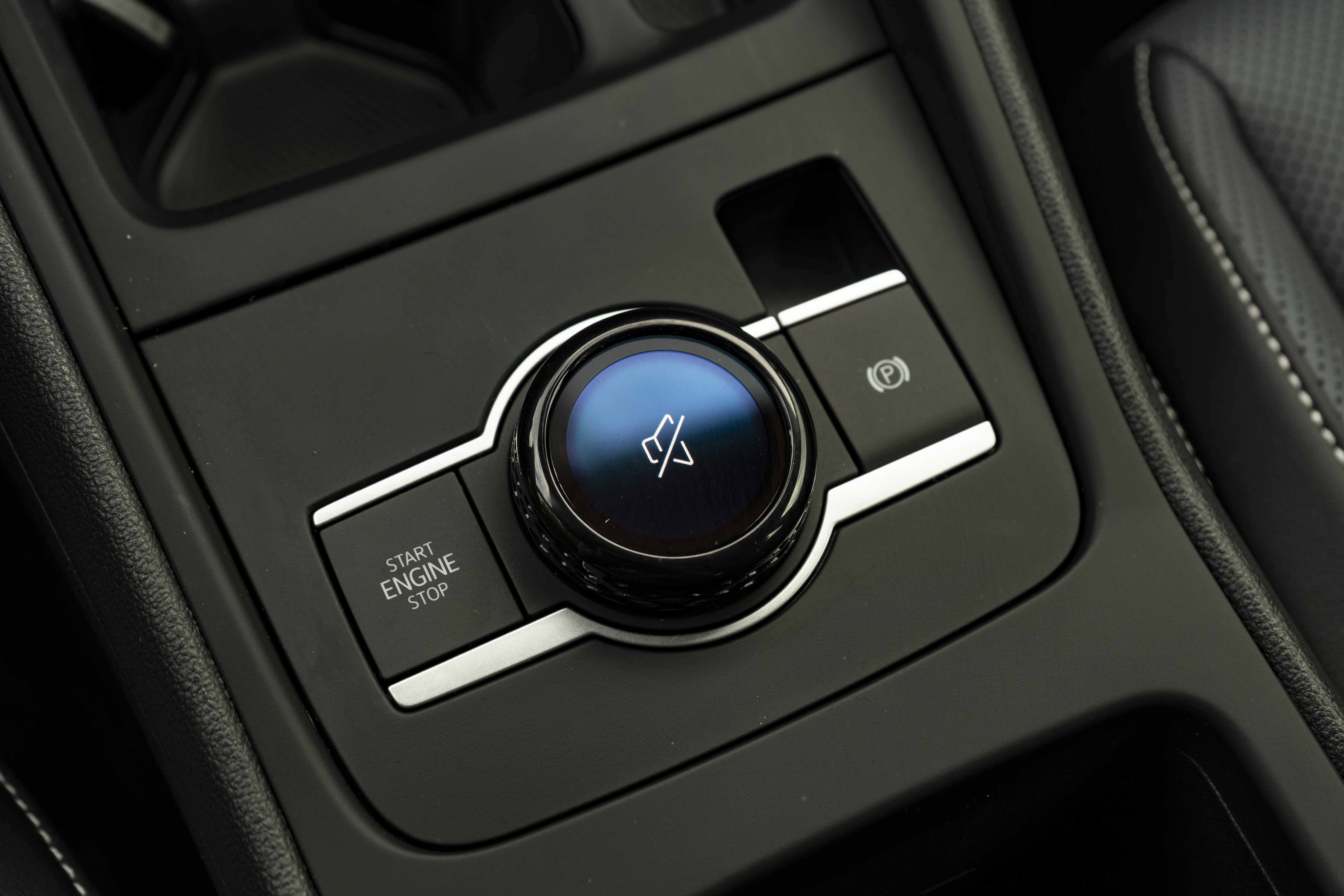 Certified 2026 Volkswagen Tiguan SE R-Line FWD image 28