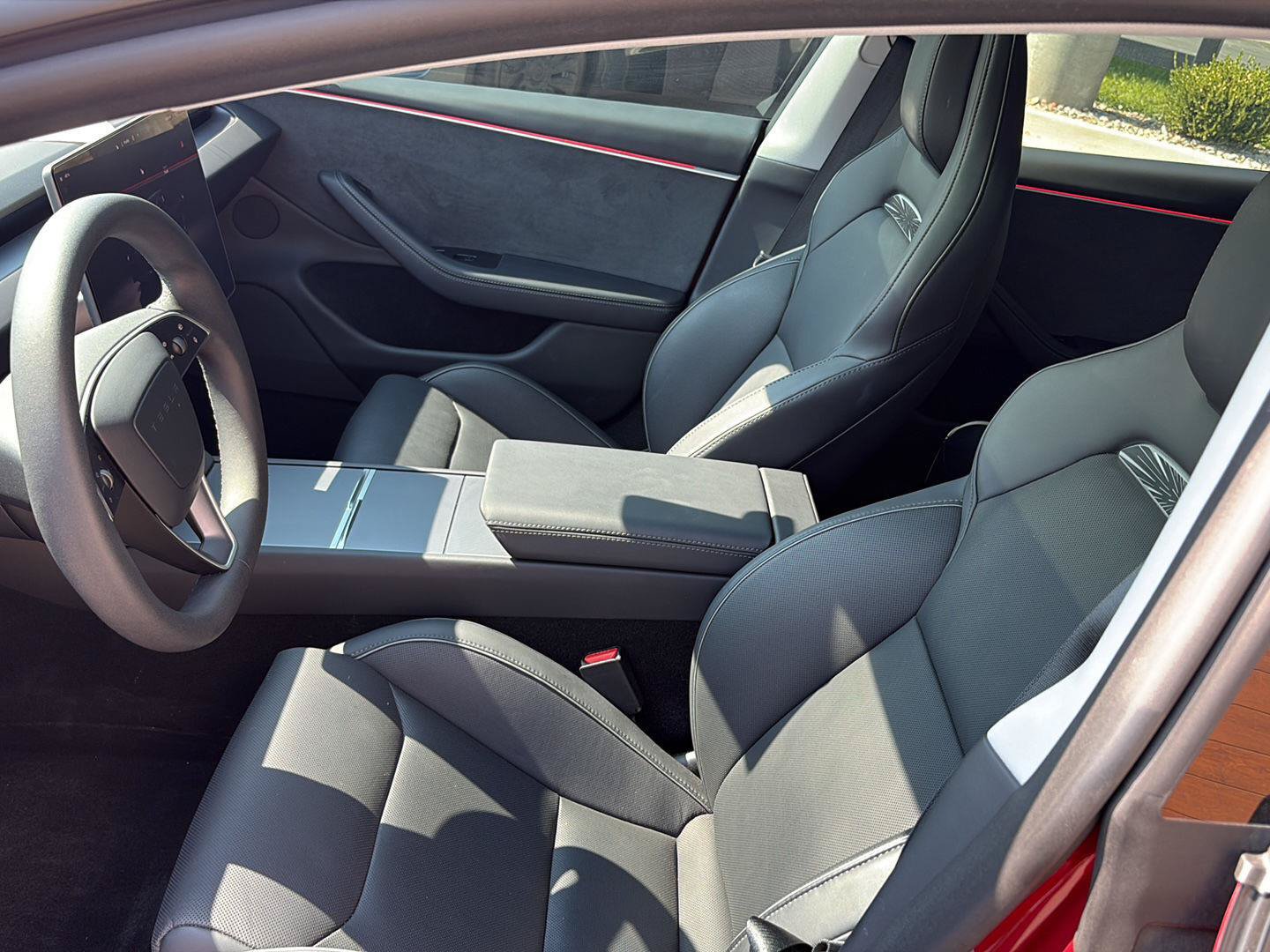 Used 2025 Tesla Model 3 Performance AWD/4WD image 14