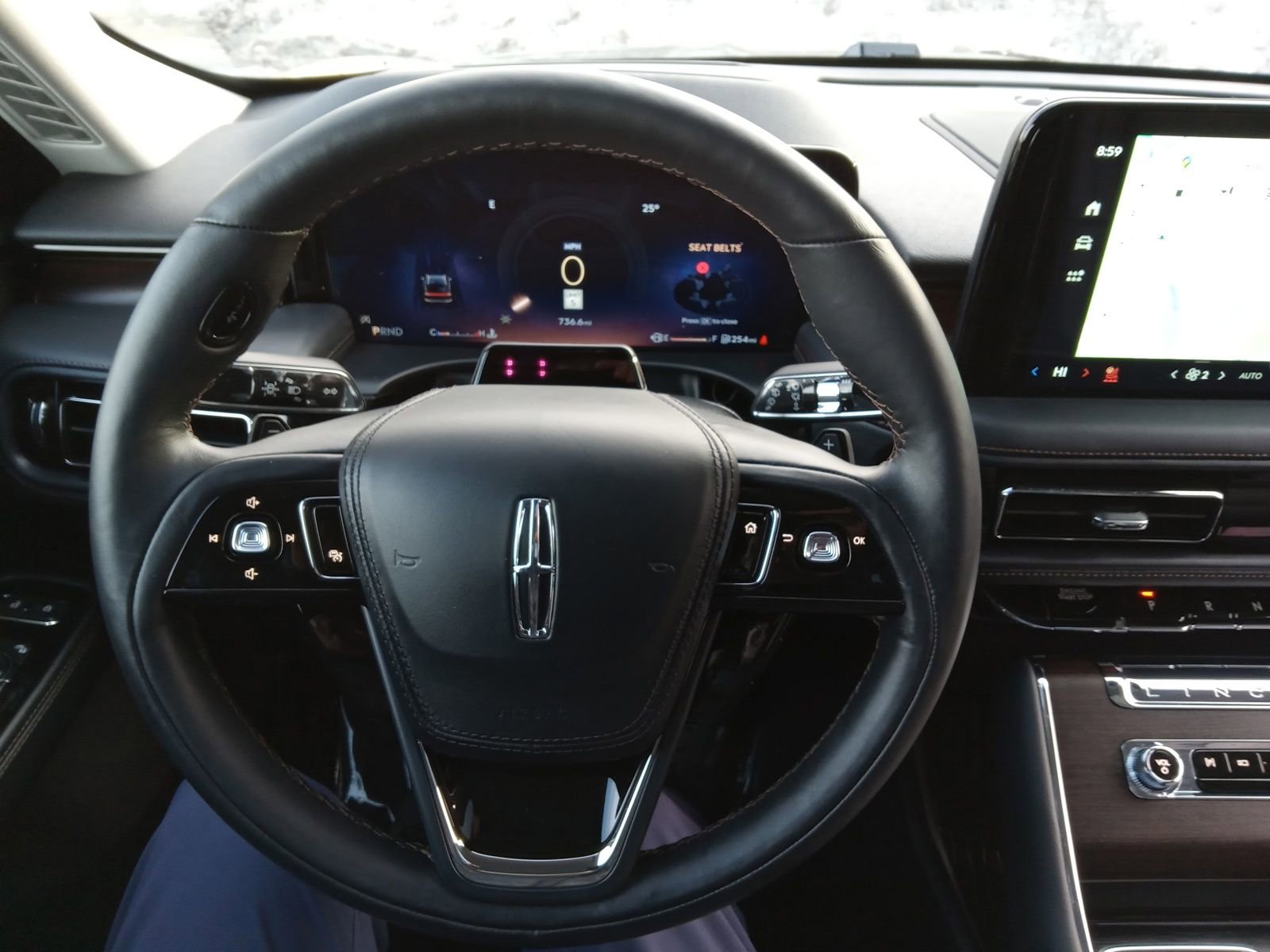 Used 2025 Lincoln Aviator Reserve image 13